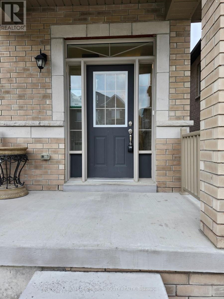 2521 Athena Path, Pickering, Ontario  L1X 2R2 - Photo 3 - E12589338