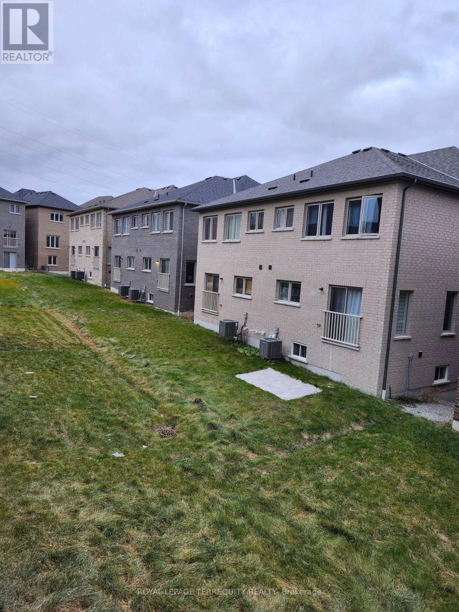 2521 Athena Path, Pickering, Ontario  L1X 2R2 - Photo 34 - E12589338