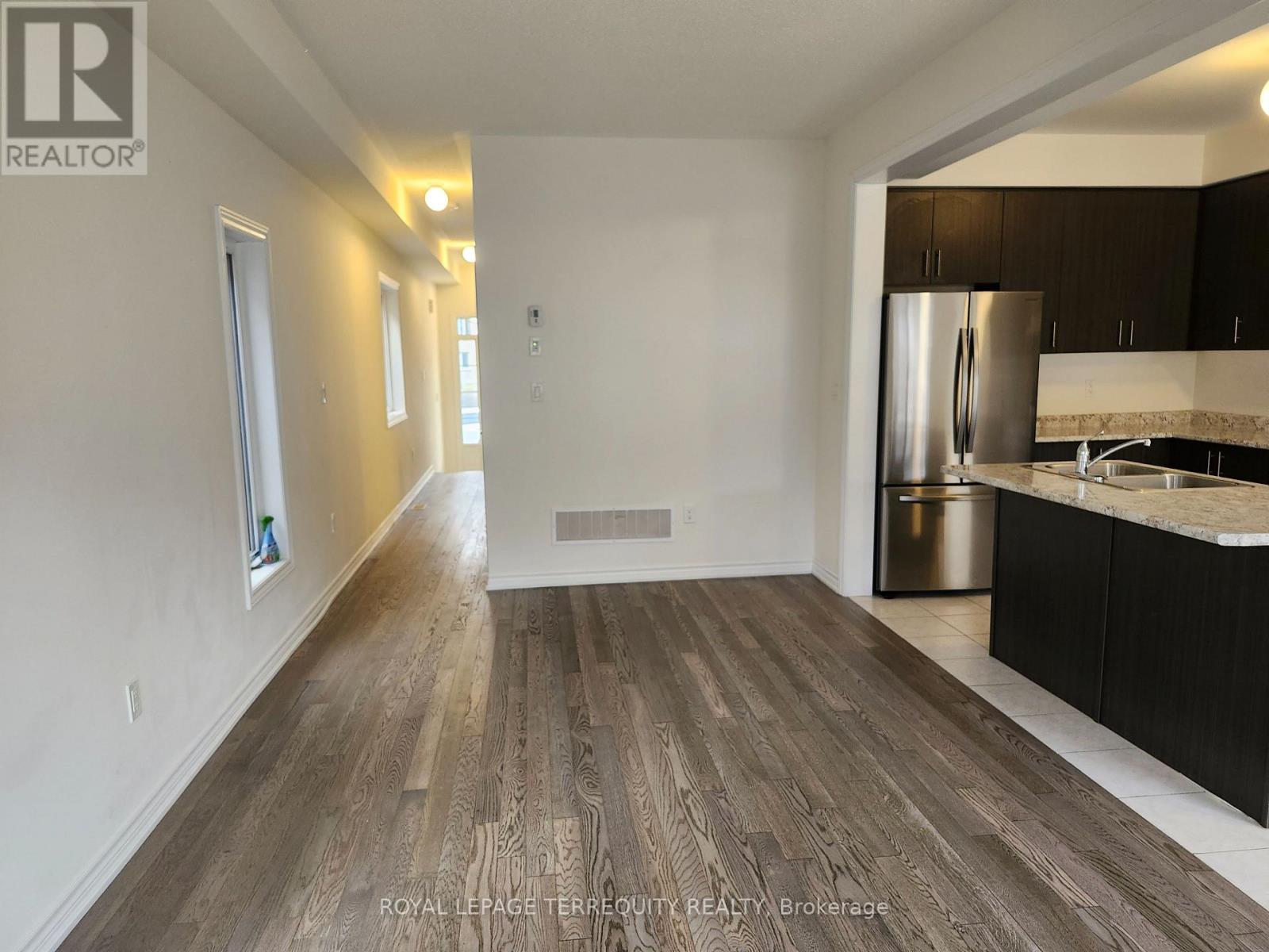 2521 Athena Path, Pickering, Ontario  L1X 2R2 - Photo 5 - E12589338