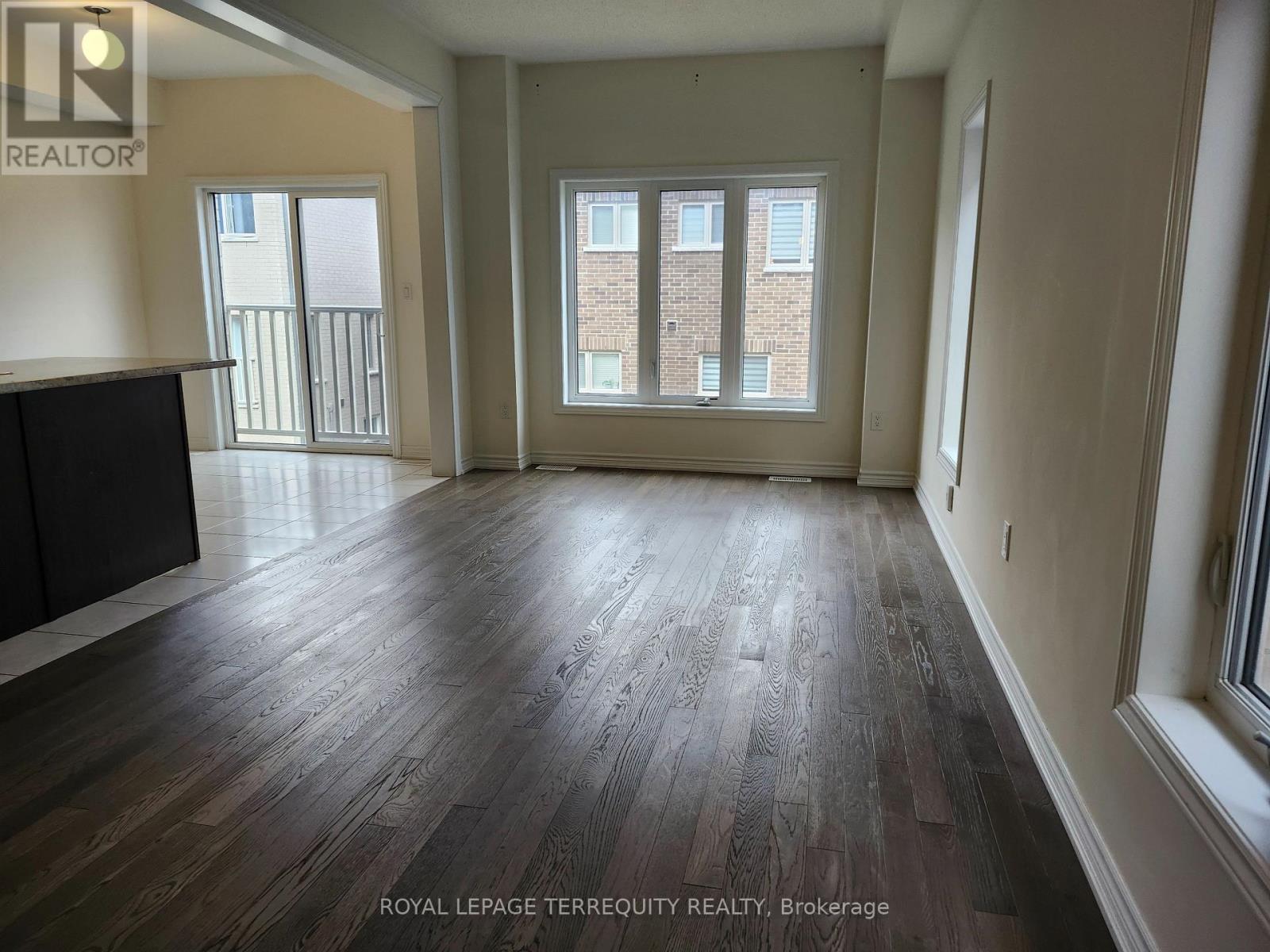 2521 Athena Path, Pickering, Ontario  L1X 2R2 - Photo 9 - E12589338