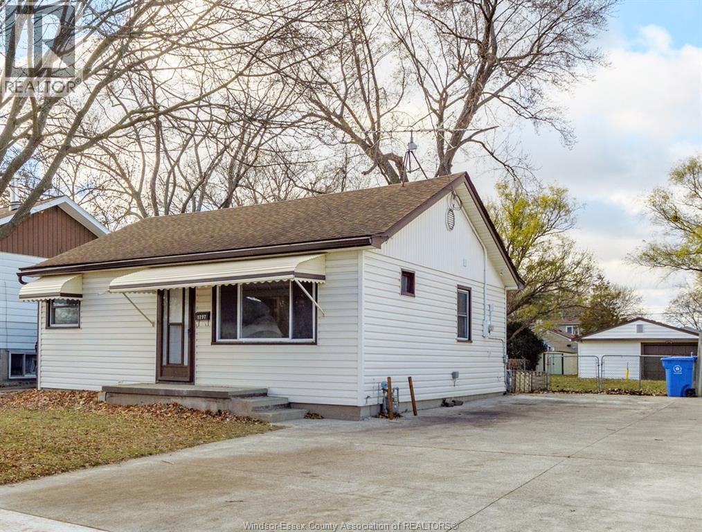 1797 BALFOUR BOULEVARD, Windsor, Ontario