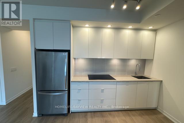 1006 - 8868 Yonge Street, Richmond Hill, Ontario  L4C 1Z8 - Photo 7 - N12589370