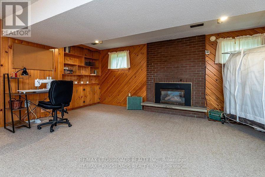 9910 Morning Glory Road, Georgina (Pefferlaw), Ontario  L0E 1N0 - Photo 18 - N12589384