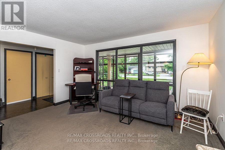 9910 Morning Glory Road, Georgina (Pefferlaw), Ontario  L0E 1N0 - Photo 6 - N12589384