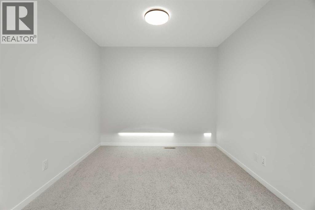 103 Royston Way Nw, Calgary, Alberta  T3L 0M4 - Photo 30 - A2266192