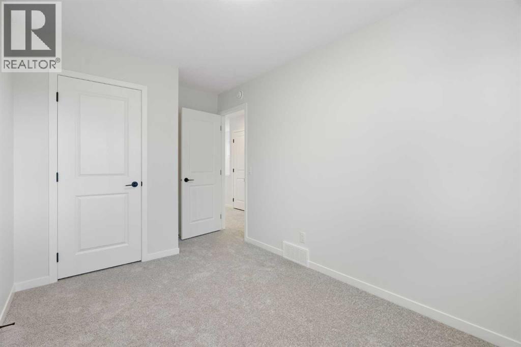 103 Royston Way Nw, Calgary, Alberta  T3L 0M4 - Photo 35 - A2266192