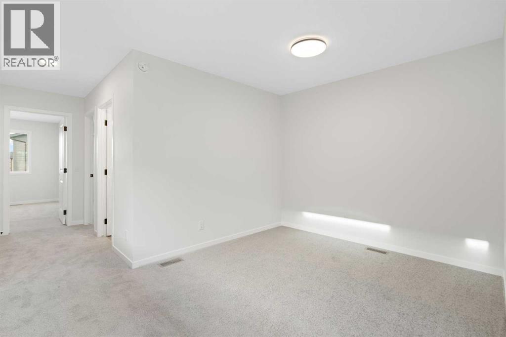 103 Royston Way Nw, Calgary, Alberta  T3L 0M4 - Photo 31 - A2266192