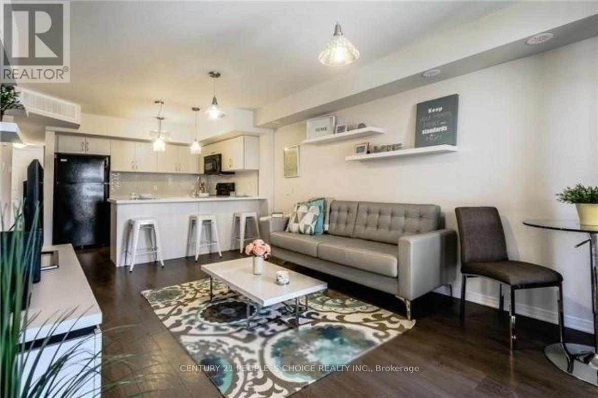 72 - 2441 Greenwich Drive, Oakville, Ontario  L6M 0S3 - Photo 2 - W12589378