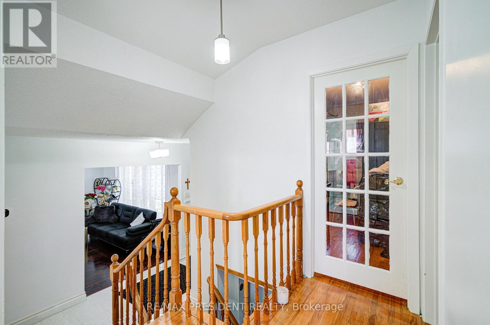 74 Bloomington Crescent, Toronto, Ontario  M3N 1R1 - Photo 16 - W12589386