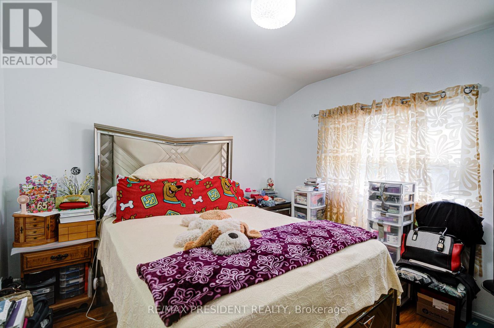 74 Bloomington Crescent, Toronto, Ontario  M3N 1R1 - Photo 20 - W12589386