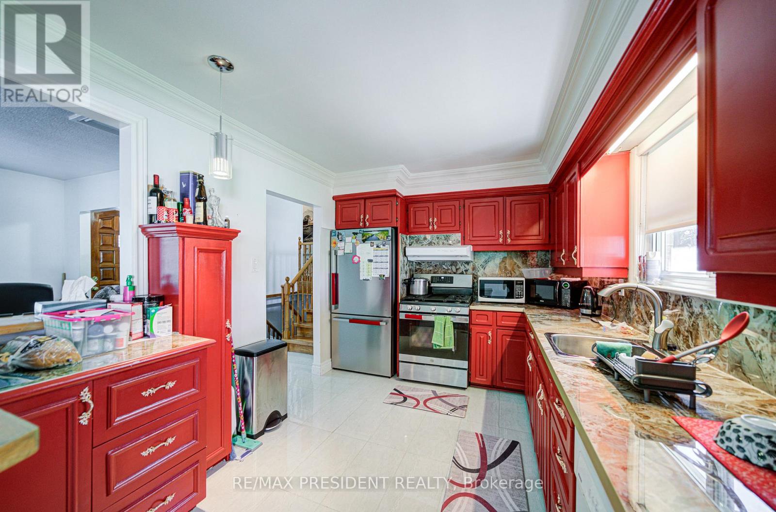 74 Bloomington Crescent, Toronto, Ontario  M3N 1R1 - Photo 5 - W12589386