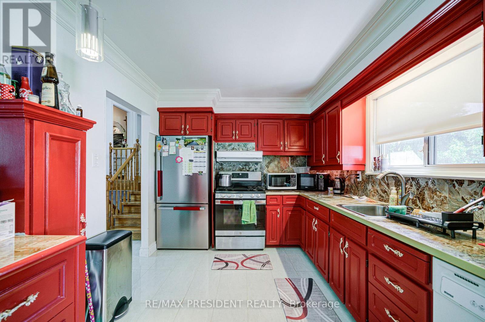 74 Bloomington Crescent, Toronto, Ontario  M3N 1R1 - Photo 7 - W12589386