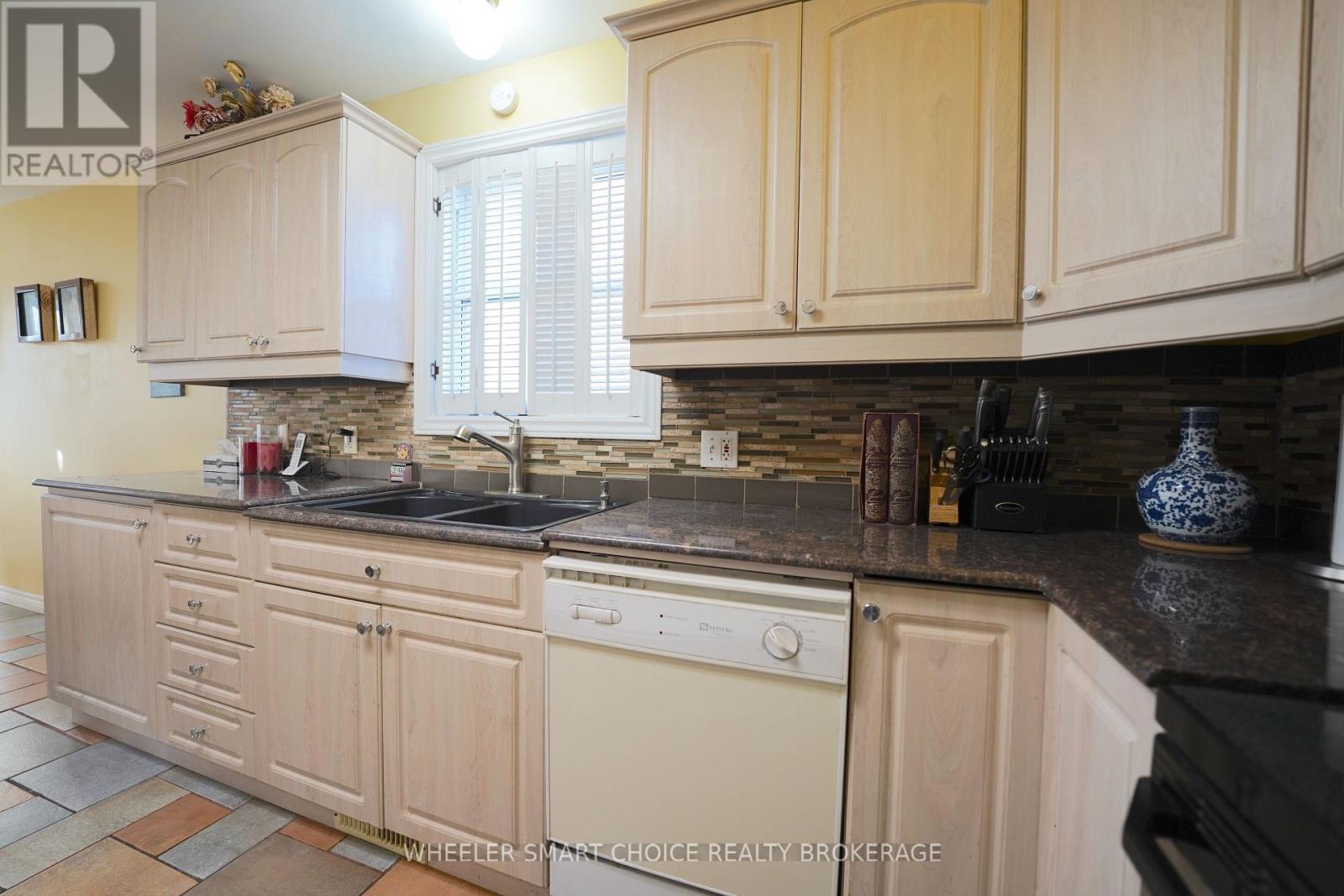 2135 Pitt Street, Cornwall, Ontario  K6K 1A1 - Photo 12 - X12589468