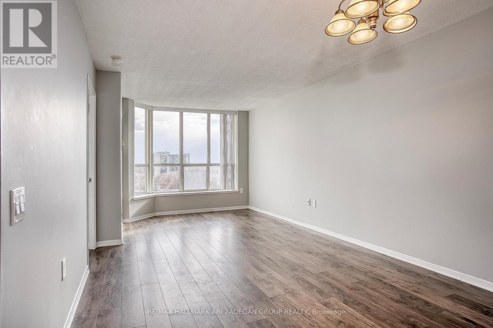 1310 - 21 Overlea Boulevard, Toronto, Ontario  M4H 1P2 - Photo 15 - C12366926