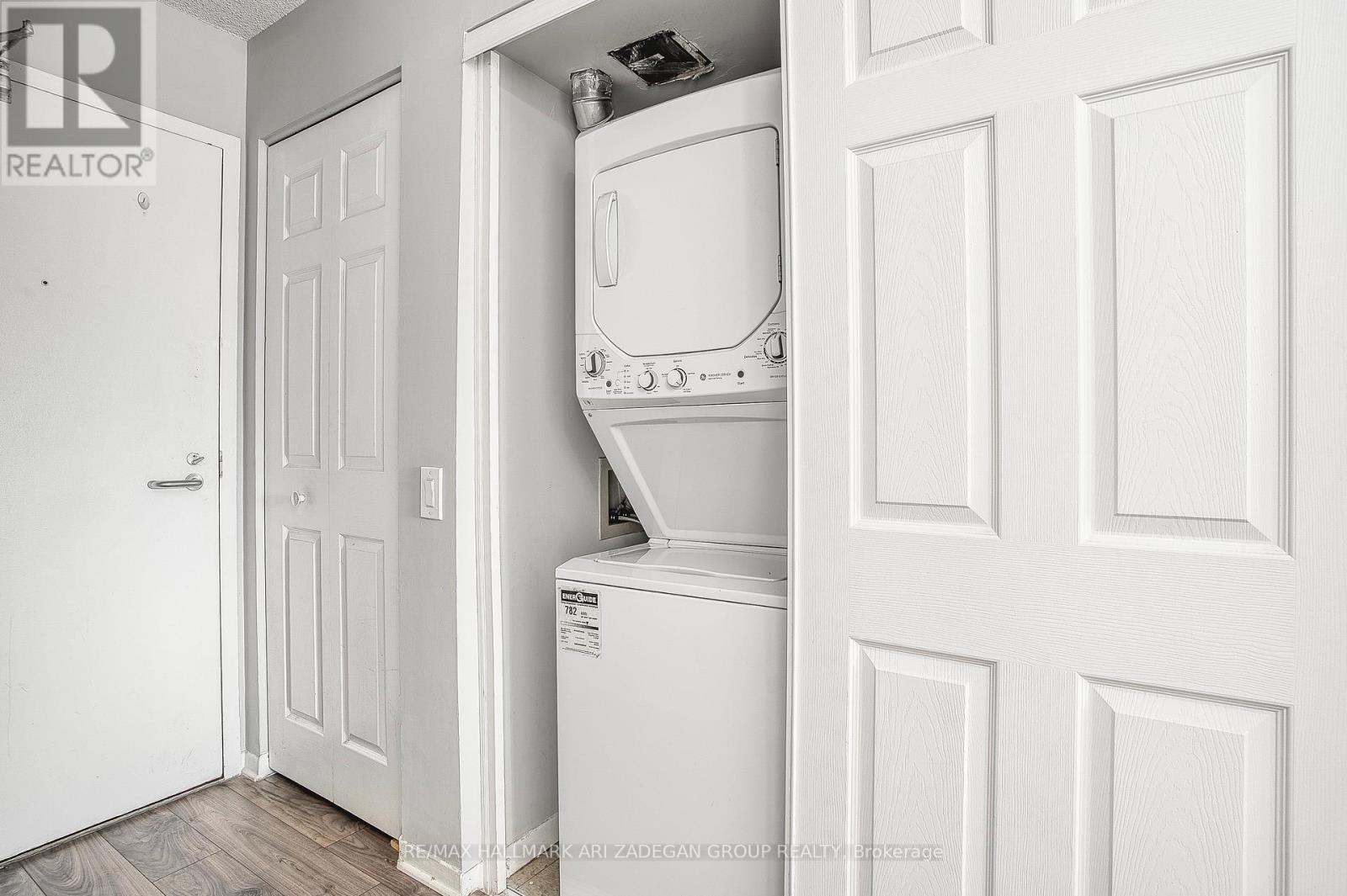 312 - 21 Overlea Boulevard, Toronto (Thorncliffe Park), Ontario  M4H 1P2 - Photo 18 - C12582046