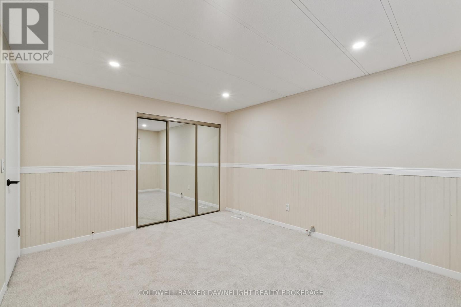 12 Redford Drive, South Huron, Ontario  N0M 1S3 - Photo 16 - X12262581