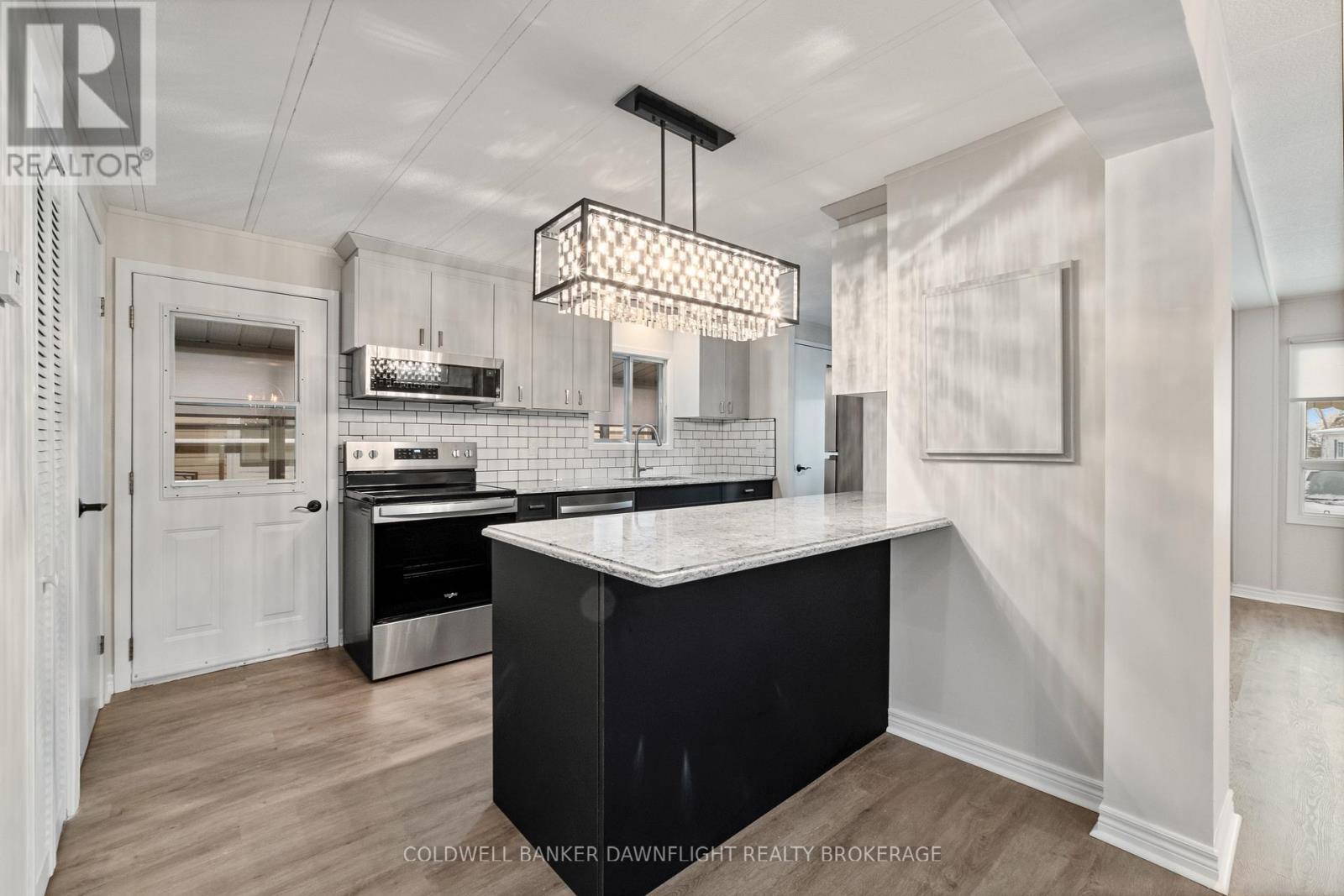 12 Redford Drive, South Huron, Ontario  N0M 1S3 - Photo 8 - X12262581