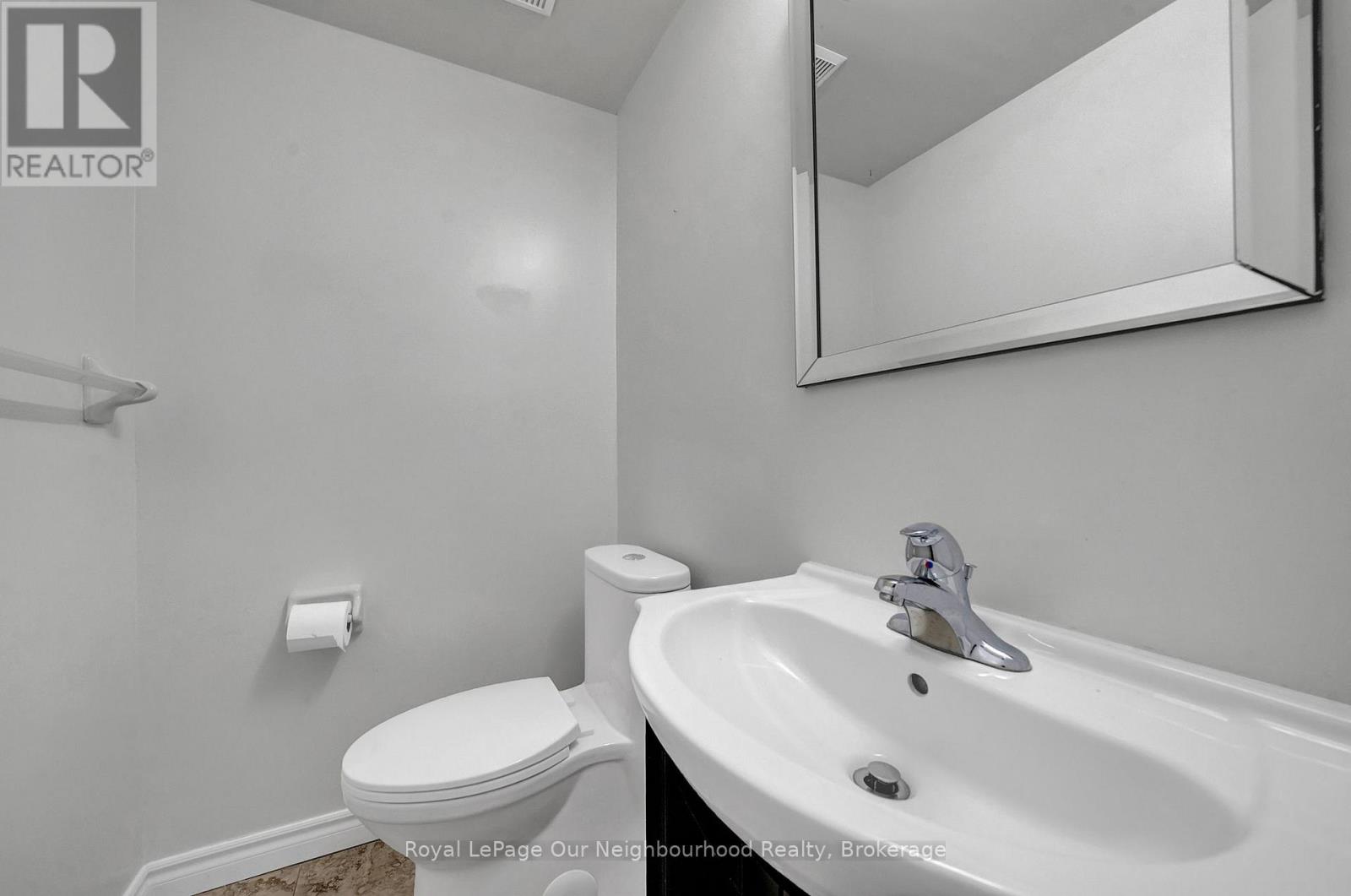 45 Salmon Way, Whitby, Ontario  L1N 9M8 - Photo 13 - E12589610