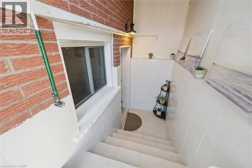 136 Fairway Road N, Kitchener, Ontario  N2A 2N6 - Photo 25 - 40769268