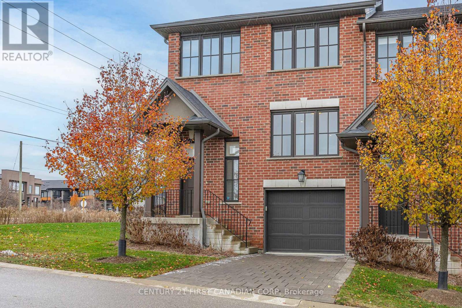 2 - 555 Sunningdale Road E, London North, Ontario  N5X 4B3 - Photo 2 - X12589440