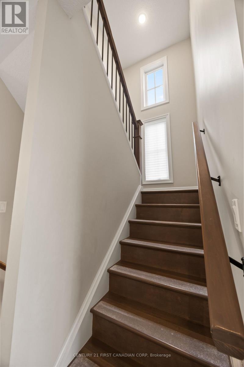 2 - 555 Sunningdale Road E, London North, Ontario  N5X 4B3 - Photo 21 - X12589440