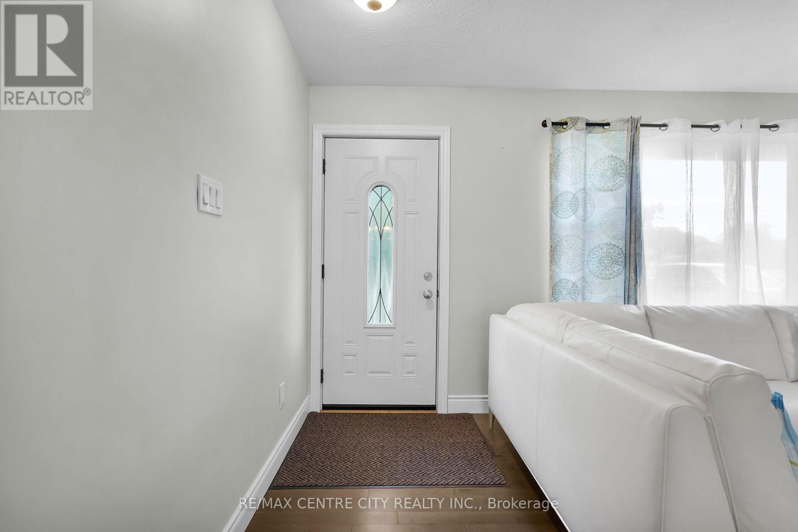 1951 Duluth Crescent, London East, Ontario  N5V 5C9 - Photo 10 - X12589546