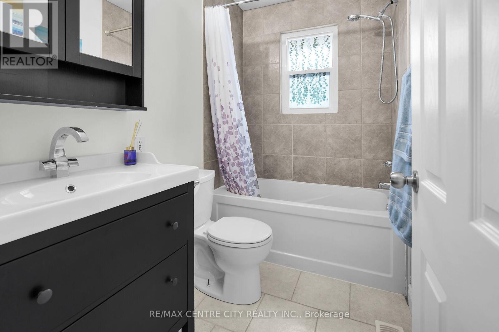 1951 Duluth Crescent, London East, Ontario  N5V 5C9 - Photo 16 - X12589546