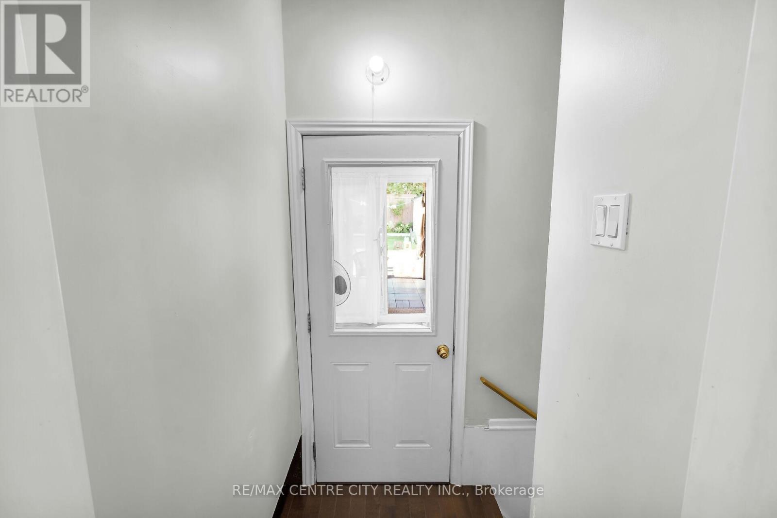 1951 Duluth Crescent, London East, Ontario  N5V 5C9 - Photo 30 - X12589546