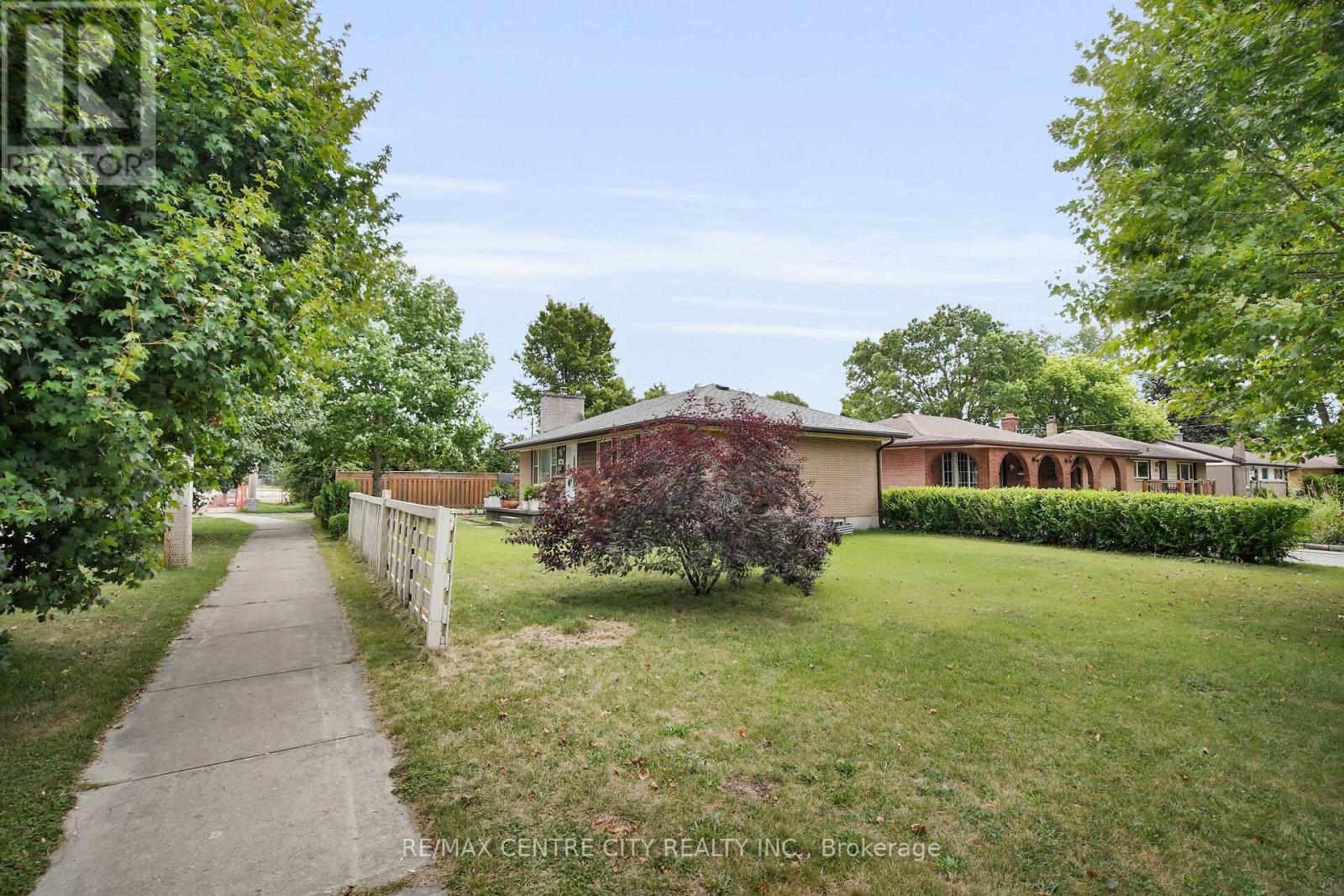 1951 Duluth Crescent, London East, Ontario  N5V 5C9 - Photo 39 - X12589546