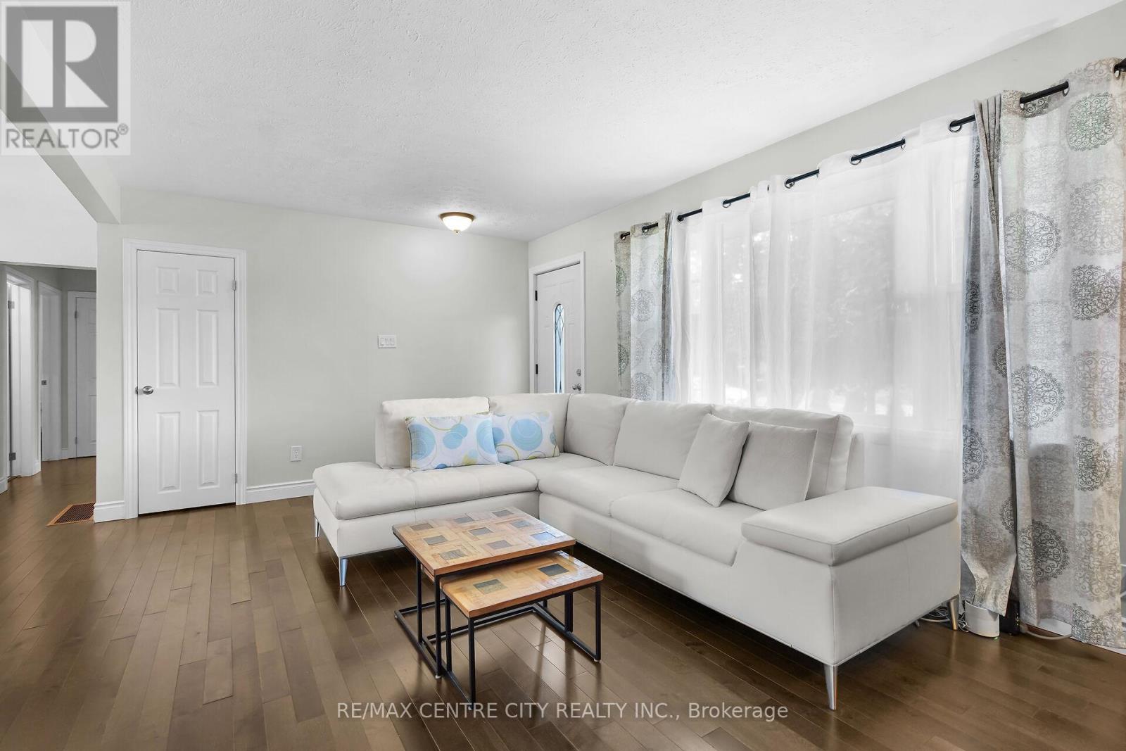 1951 Duluth Crescent, London East, Ontario  N5V 5C9 - Photo 9 - X12589546