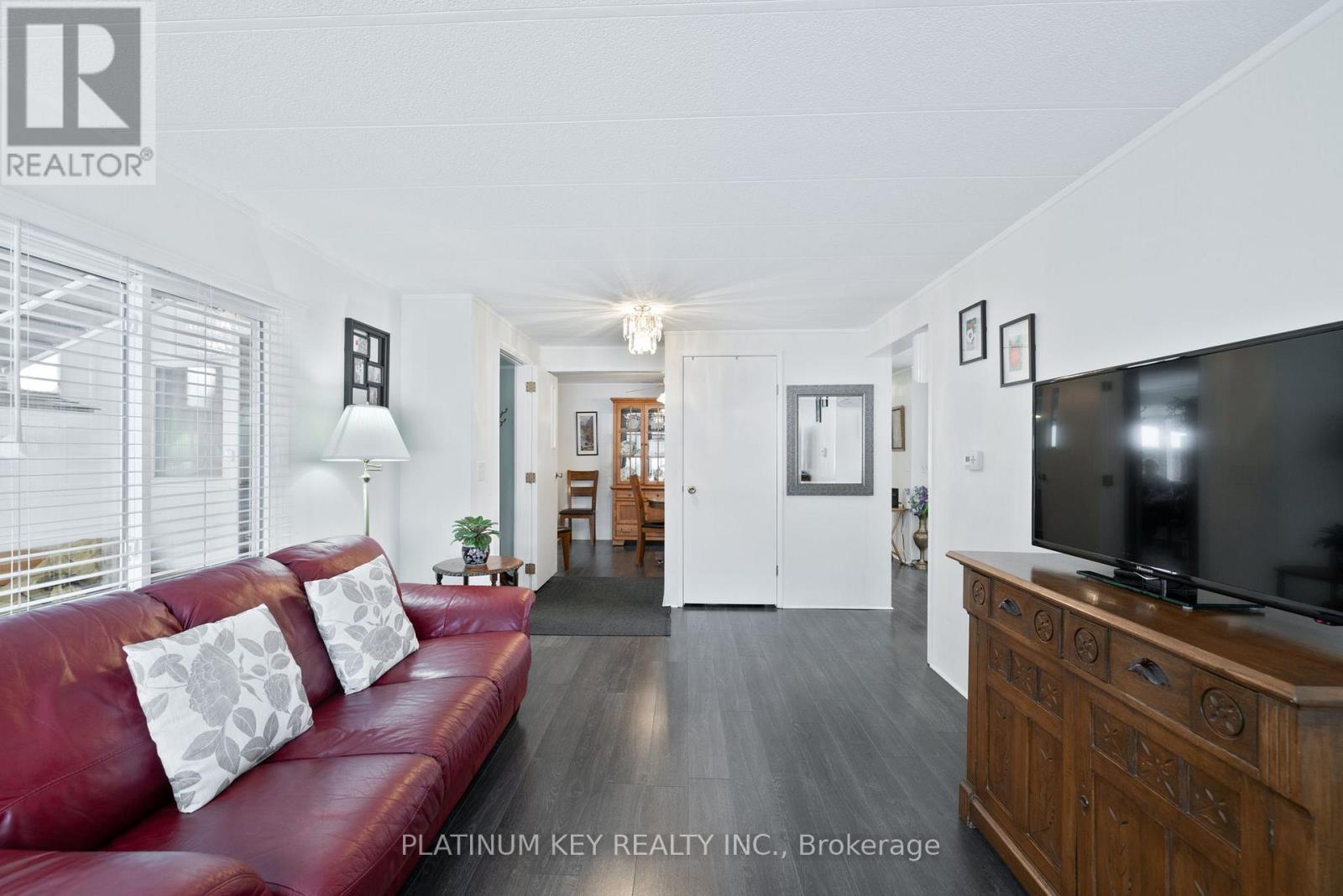 477 Richard Crescent, Strathroy-Caradoc, Ontario  N7G 3P4 - Photo 3 - X12589596