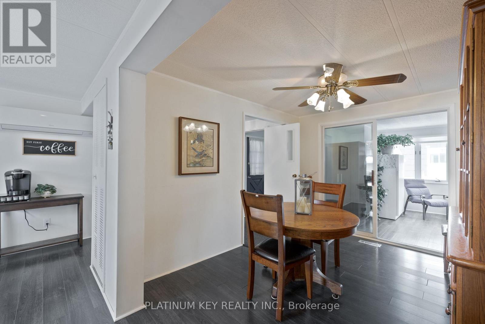 477 Richard Crescent, Strathroy-Caradoc, Ontario  N7G 3P4 - Photo 6 - X12589596