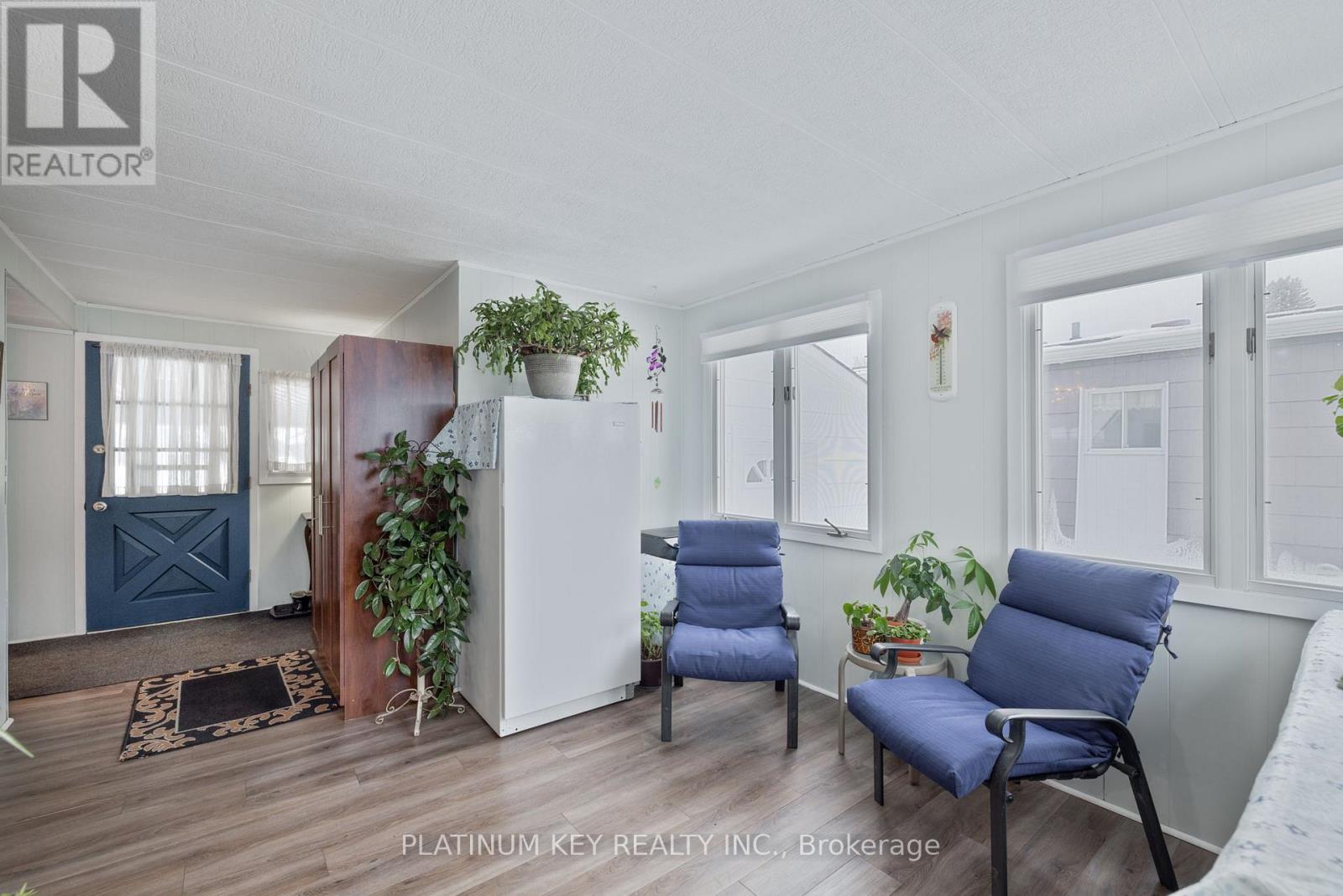 477 Richard Crescent, Strathroy-Caradoc, Ontario  N7G 3P4 - Photo 8 - X12589596