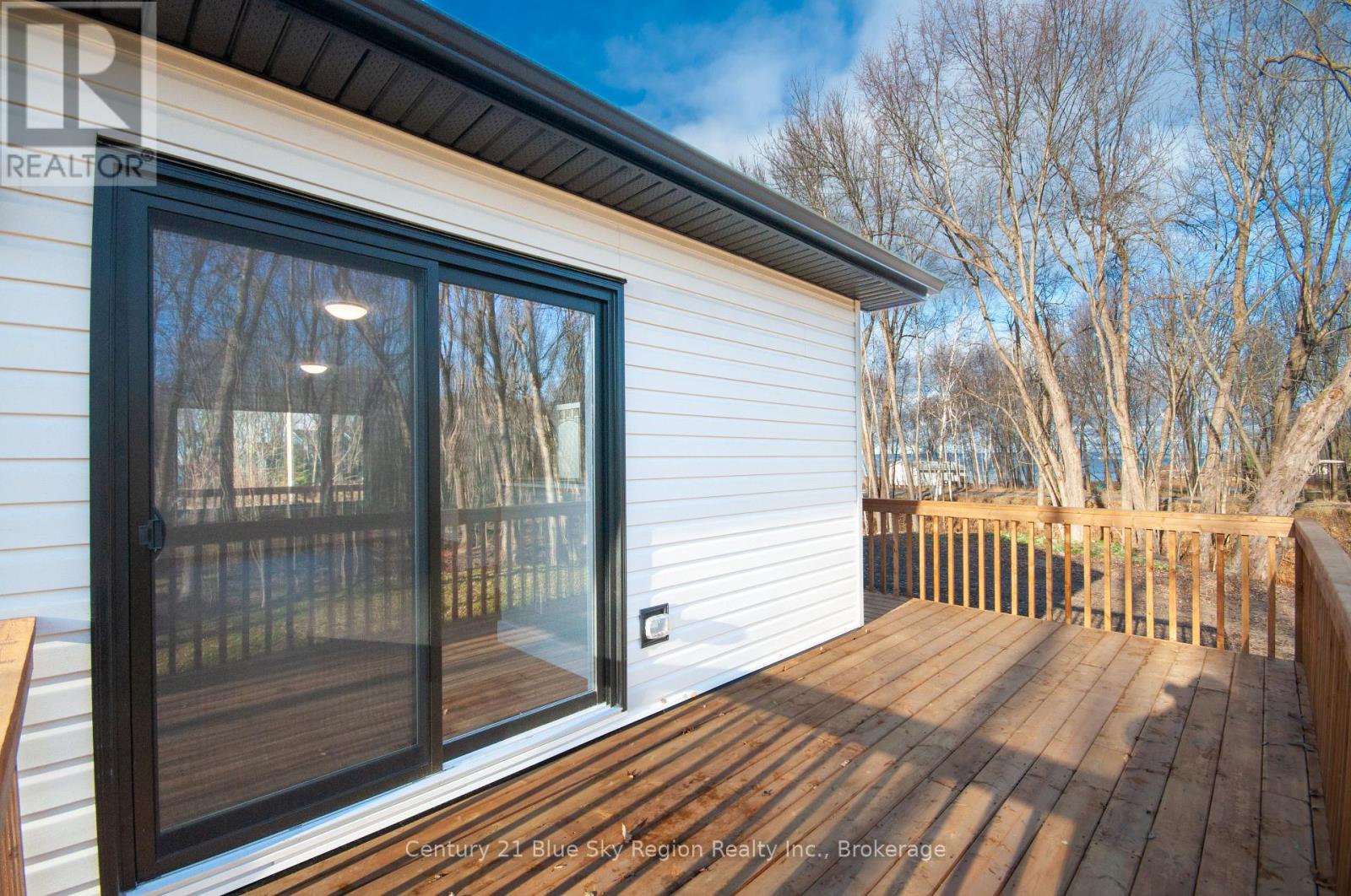 335 Waltonian Drive, Callander, Ontario  P0H 1H0 - Photo 14 - X12542490