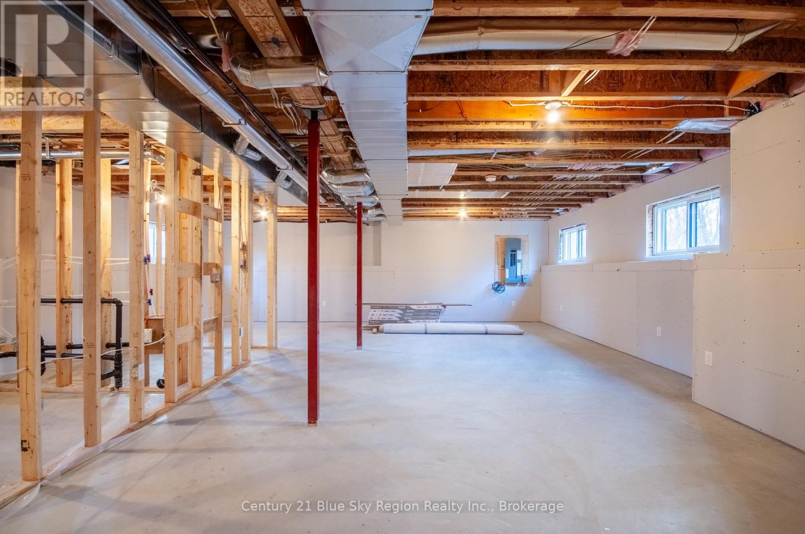 335 Waltonian Drive, Callander, Ontario  P0H 1H0 - Photo 31 - X12542490