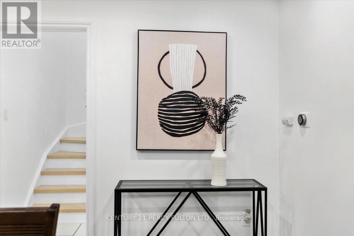 99 Palmdale Drive, Toronto, Ontario M1T 1P2 - Photo 6 - E12586004