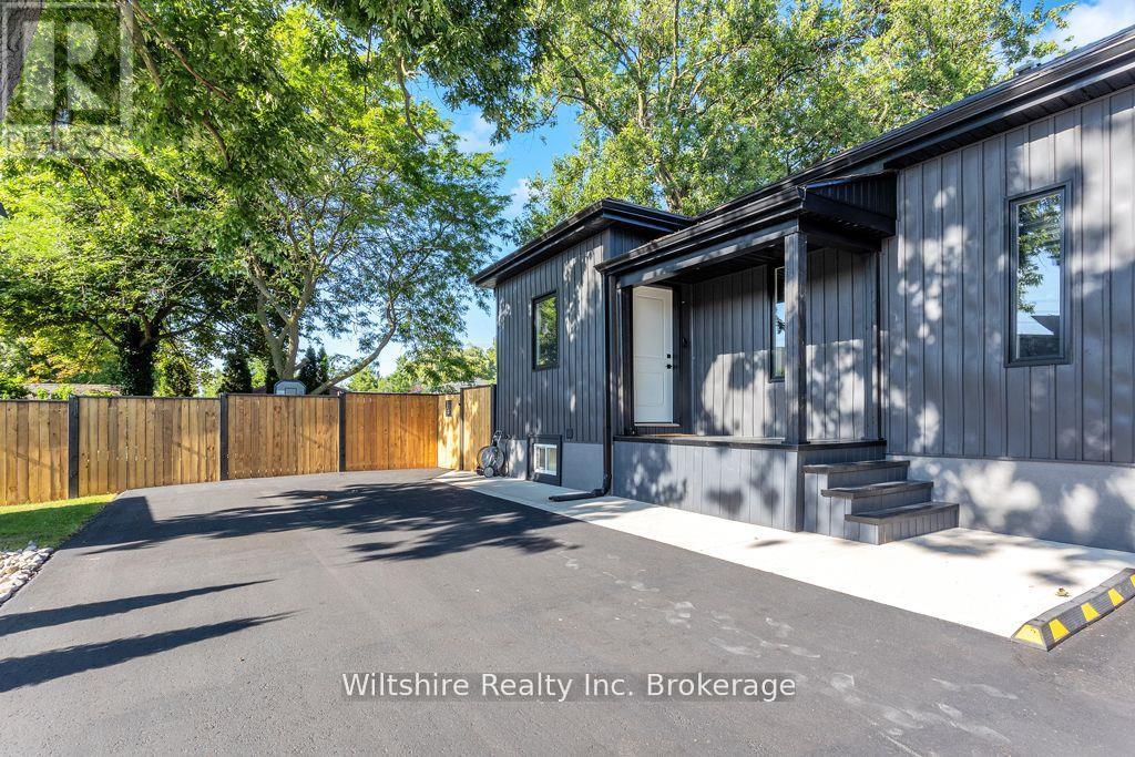 3 Mary Street E, St. Thomas, Ontario  N5R 2V7 - Photo 37 - X12589554