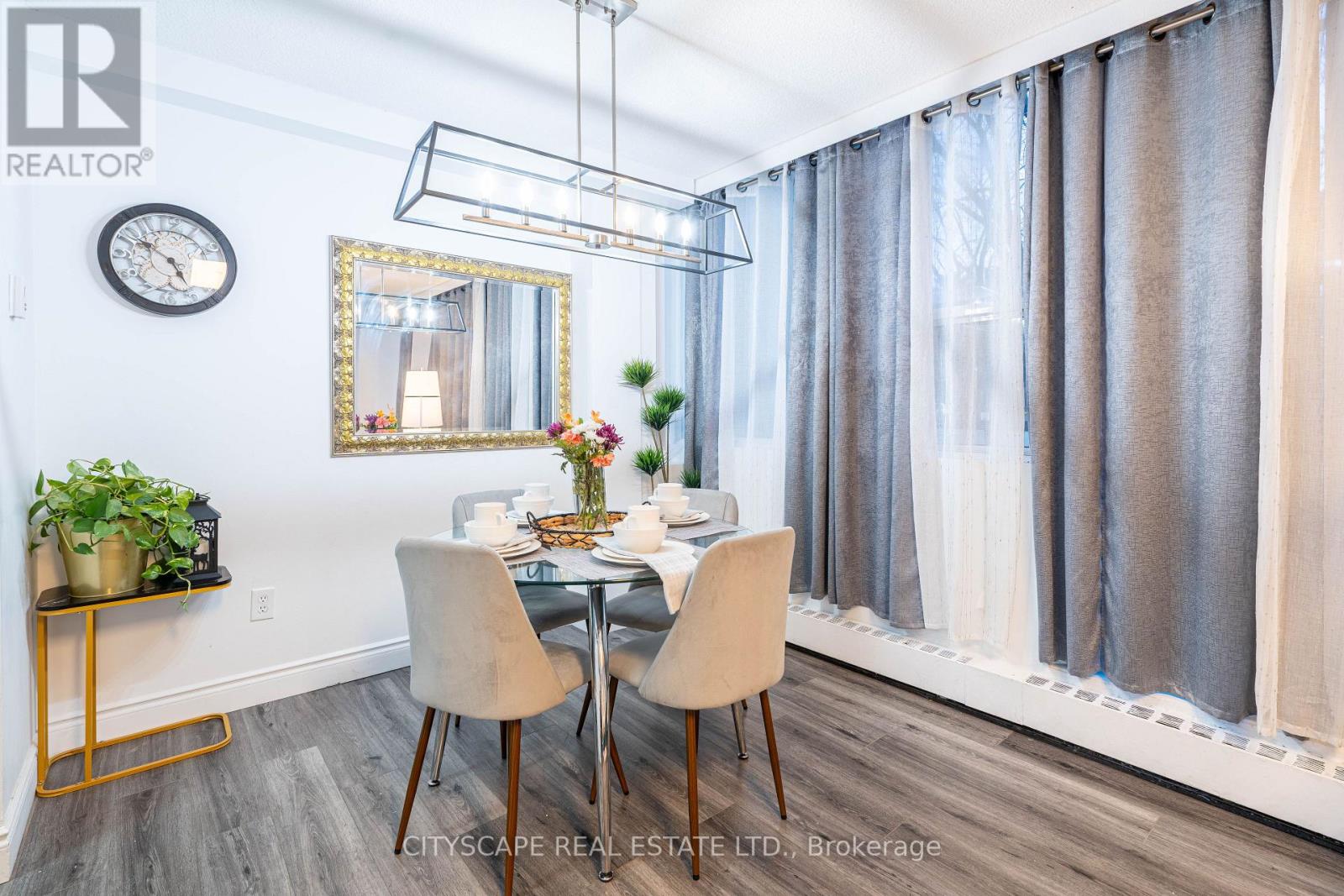 115 - 2121 Roche Court, Mississauga, Ontario  L5K 2C7 - Photo 11 - W12589308