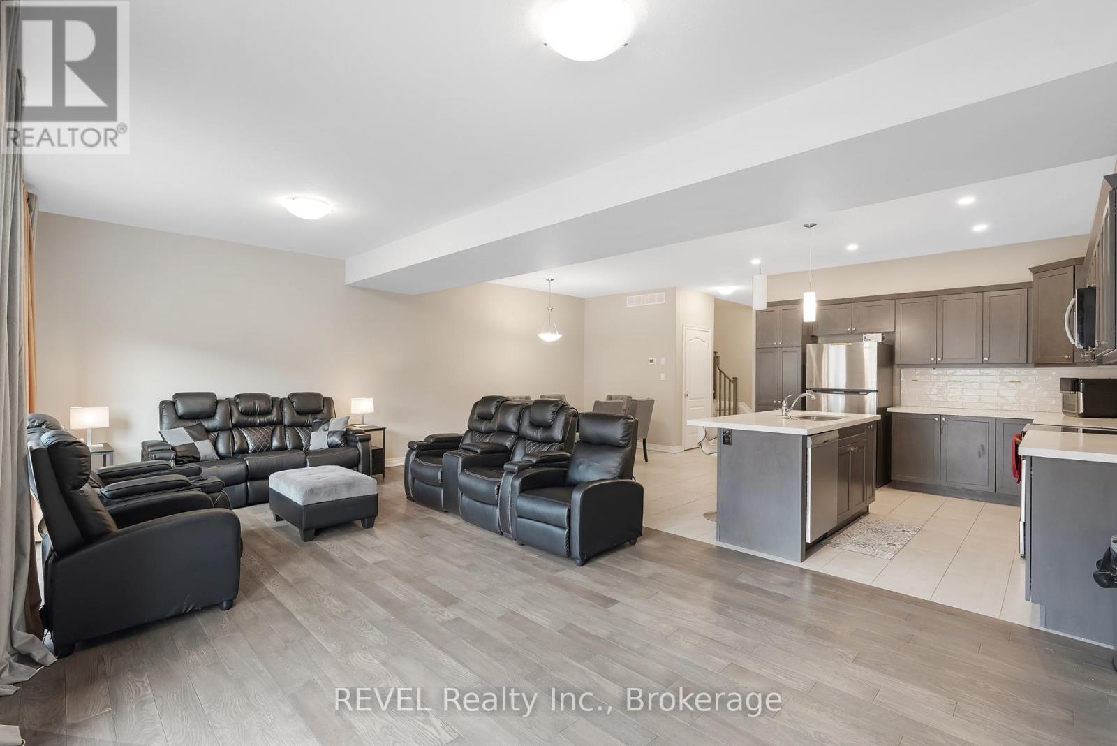 7185 Parsa Street, Niagara Falls, Ontario  L2H 3T1 - Photo 12 - X12589454