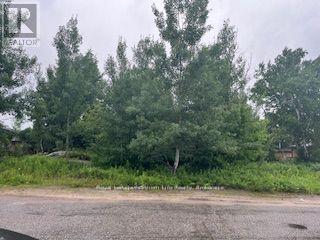 1534 Cholette Street, North Bay, Ontario  P1B 8G4 - Photo 2 - X12589414