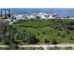 10 Lot Clover Street