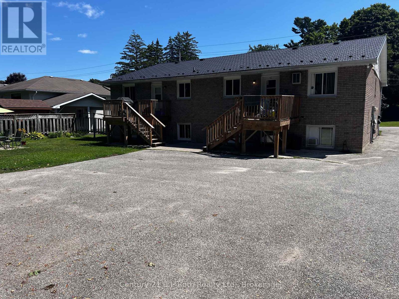 2 - 406 Mary Street, Orillia, Ontario  L3V 3G3 - Photo 2 - S12589598