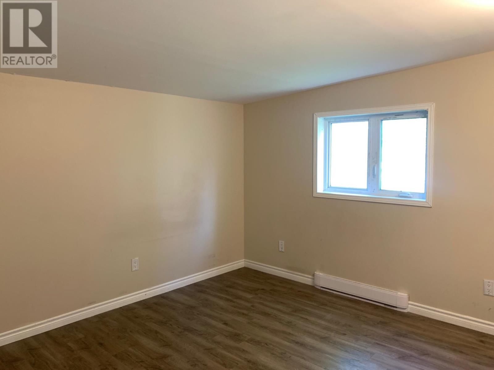 25 Elmwood Ave, Sault Ste. Marie, Ontario  P6B 4V6 - Photo 16 - SM252948