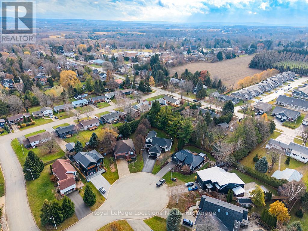 9 Shirley Court, Blue Mountains, Ontario  N0H 2P0 - Photo 35 - X12589624