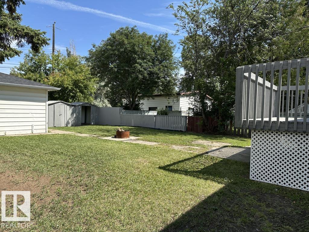 9512/9514 128 Av Nw, Edmonton, Alberta  T5E 0H6 - Photo 38 - E4467127