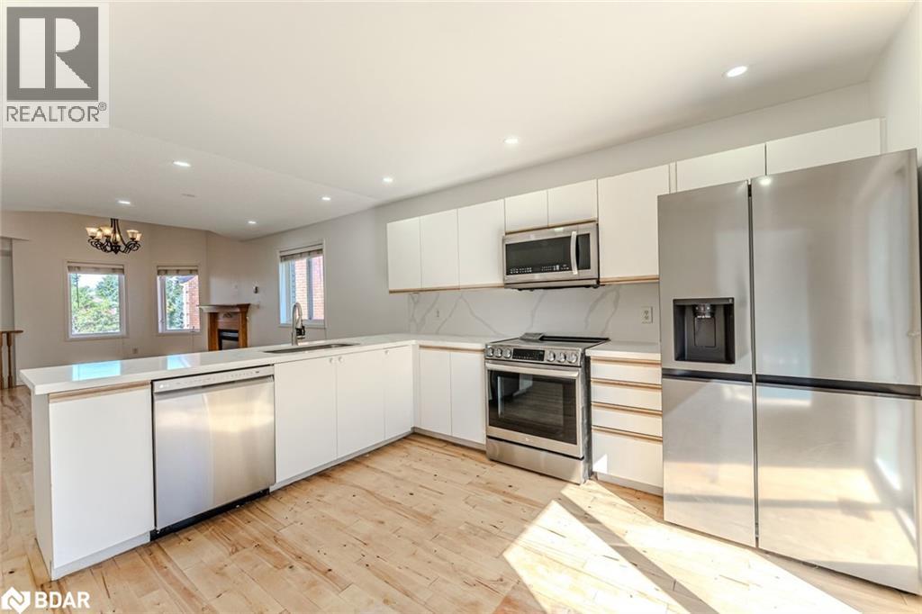 9 Kestrel Court Unit# Upper, Barrie, Ontario  L4M 6P6 - Photo 4 - 40791457