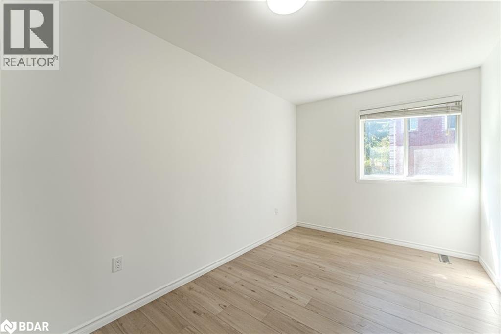 9 Kestrel Court Unit# Upper, Barrie, Ontario  L4M 6P6 - Photo 9 - 40791457