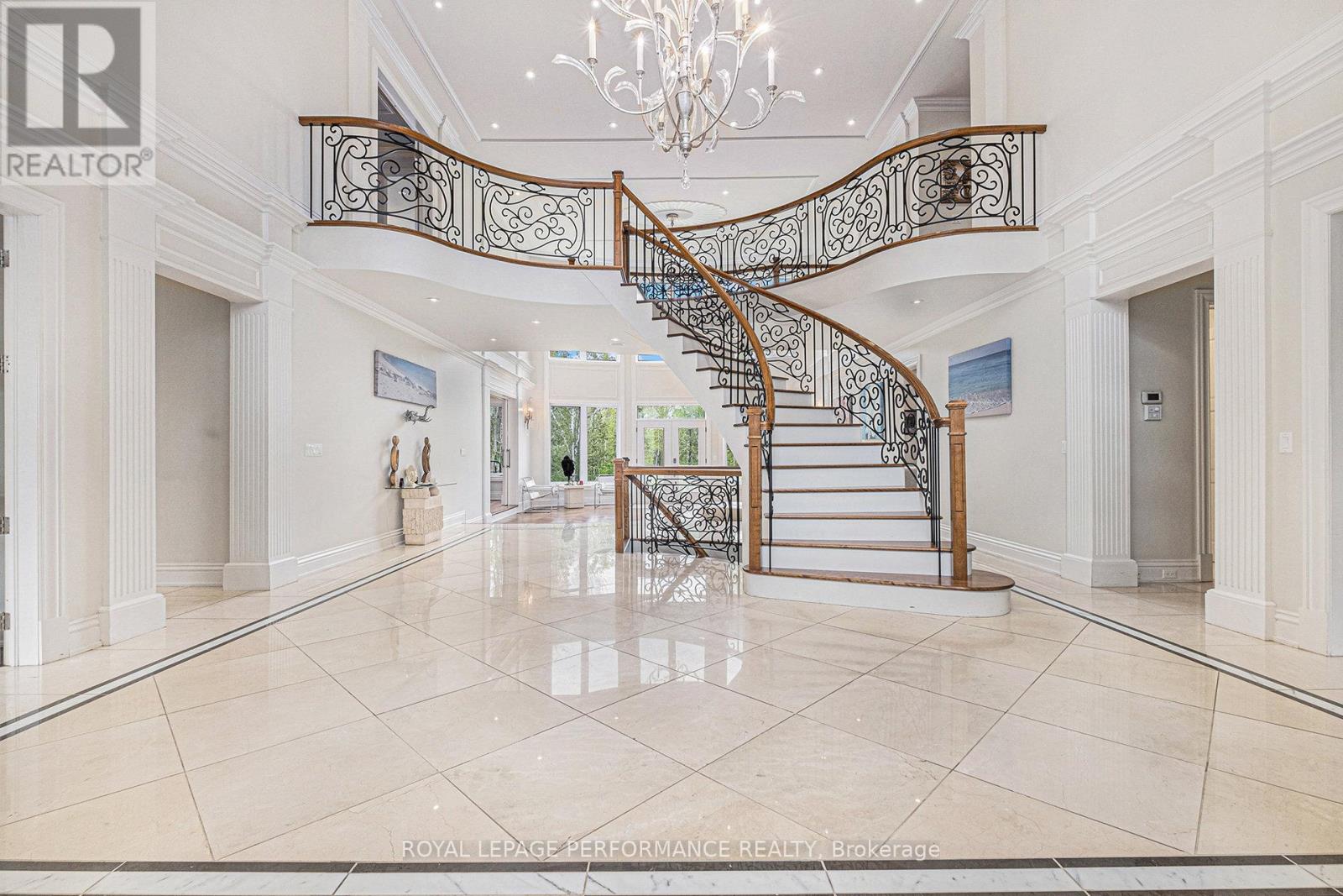 1413 Blackhorse Court, Ottawa, Ontario  K4M 0A6 - Photo 5 - X12189634