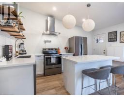 48 FREDERICK Avenue, Hamilton, Ontario