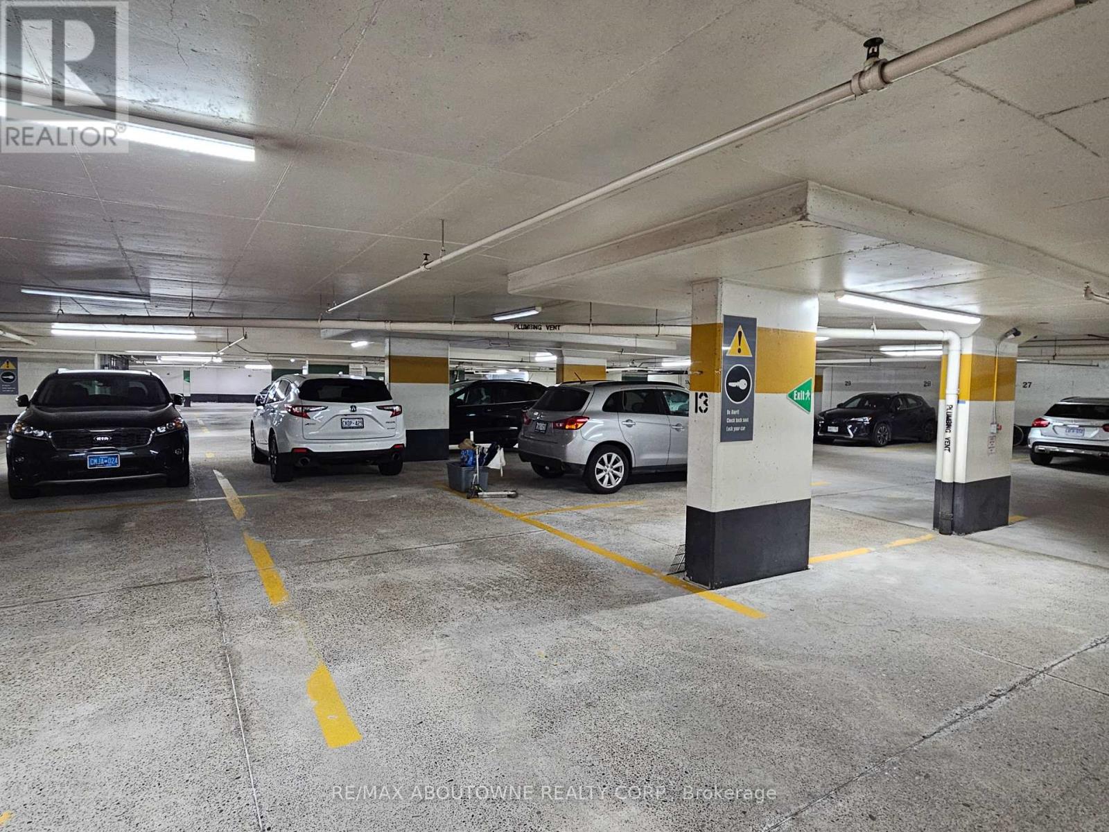 106 - 35 Mariner Terrace, Toronto, Ontario  M5V 3V9 - Photo 17 - C12589446